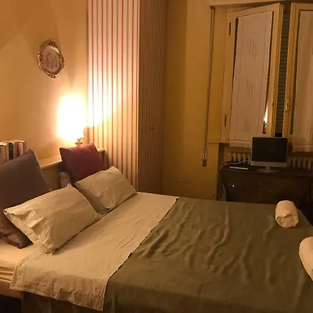 ベッド・アンド・ブレックファスト Aausgud